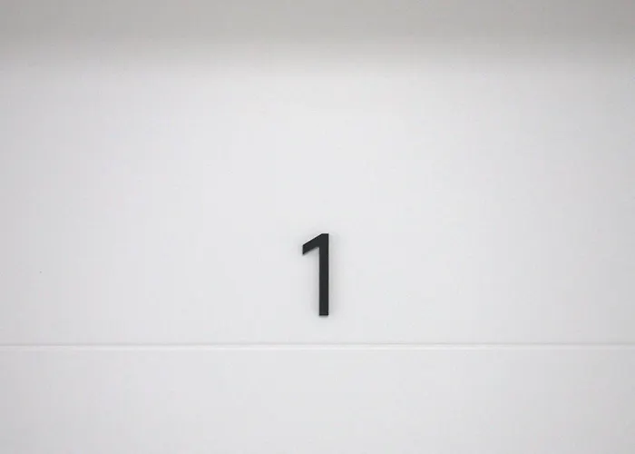 Smart 1 ホテル 3*